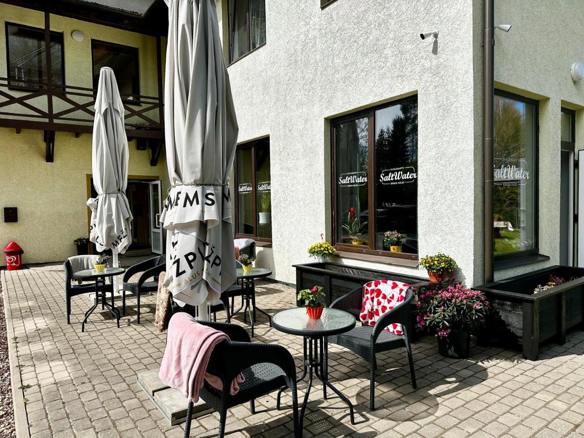 Villa Gales Hotel Saulkrasti Bagian luar foto