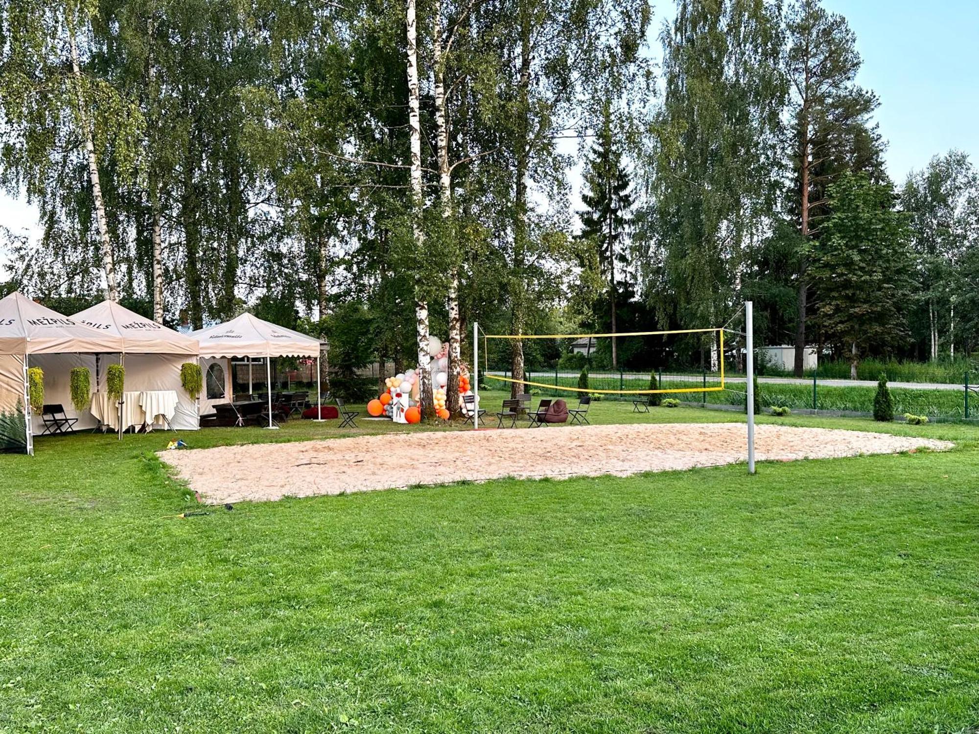 Villa Gales Hotel Saulkrasti Bagian luar foto