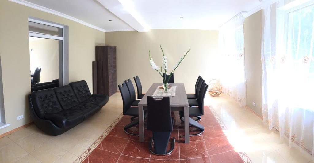 Villa Gales Hotel Saulkrasti Bagian luar foto